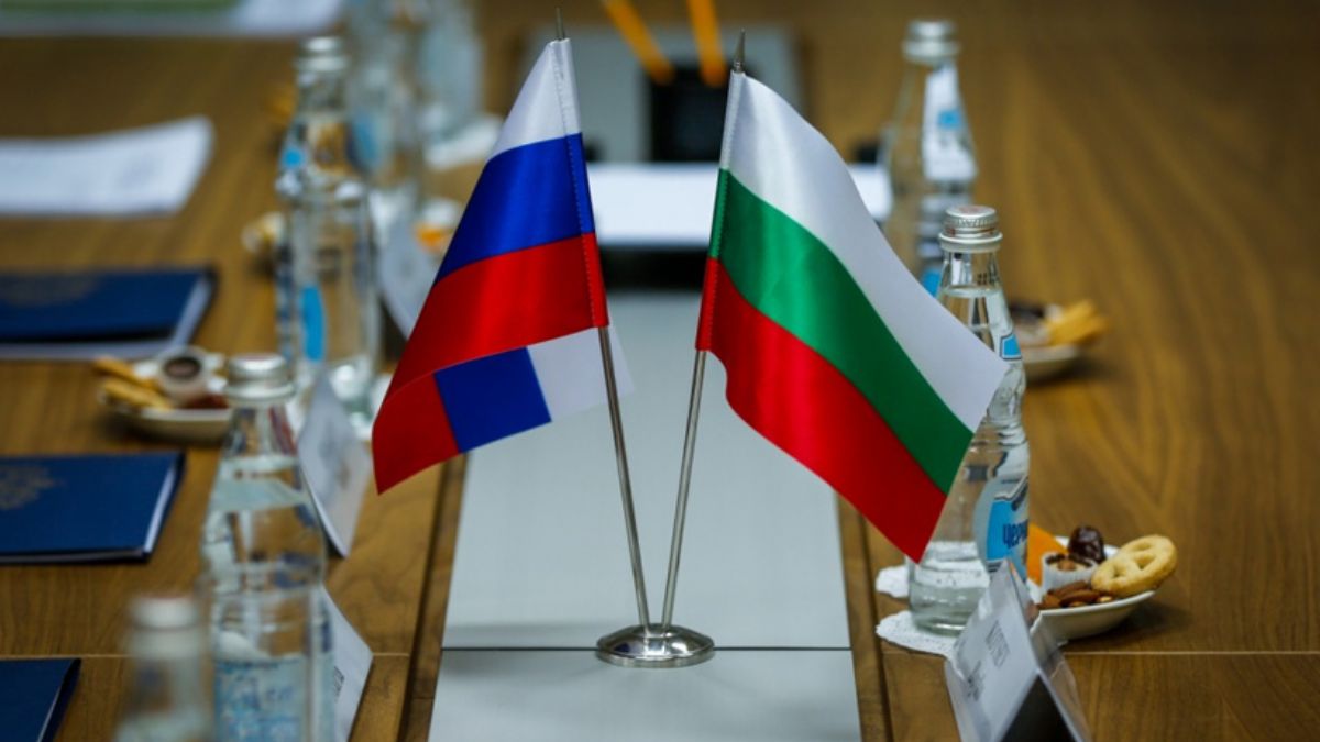 Bulgaristan 70 Rus diplomatı sınır dışı etti